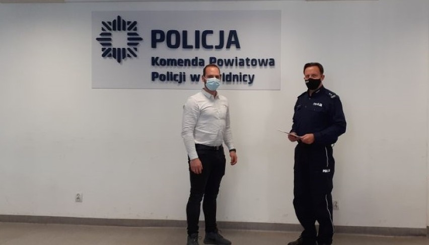 Nowi policjanci w policji. 9 mundurowych trafi do Świdnicy, Żarowa i Słotwiny