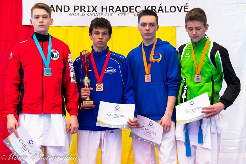 Pleszewscy karatecy z medalami Pucharu Świata w Czechach