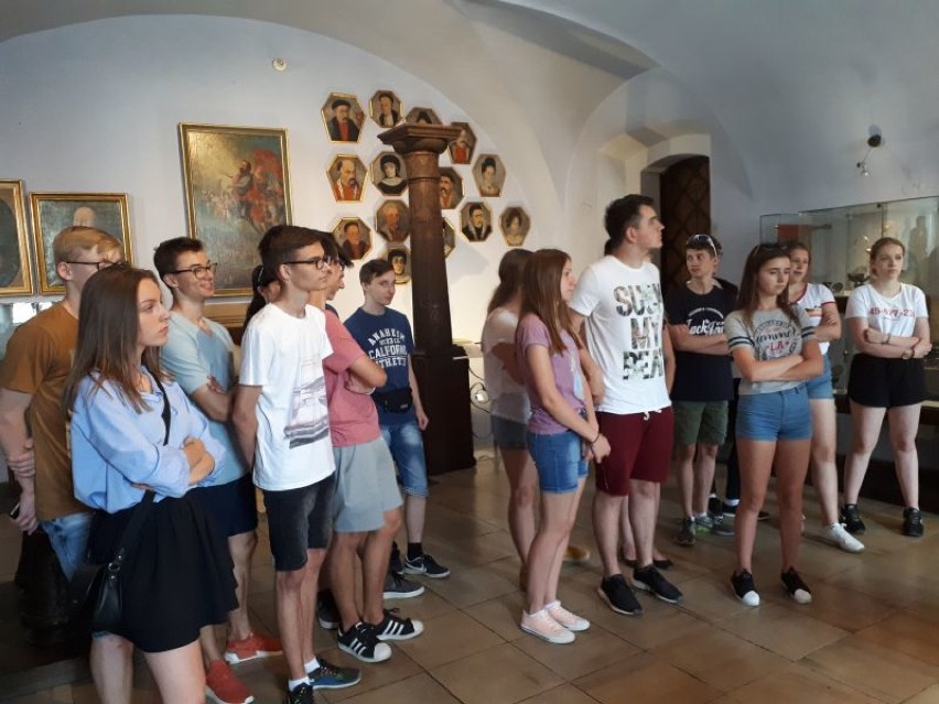 Wycieczka grodziskich licealistów do Muzeum Historii Miasta Poznania [FOTO]