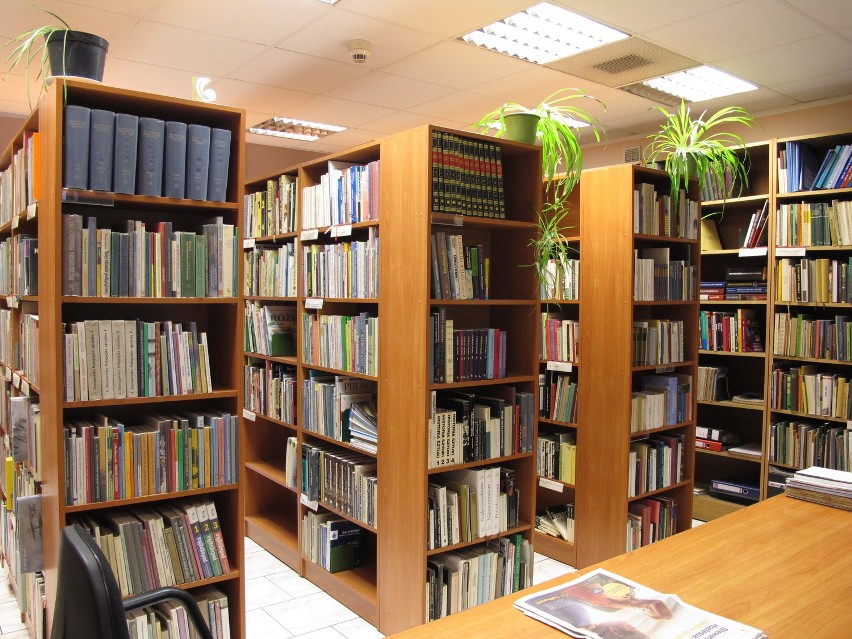 Biblioteka w Boguszowie została doposażona