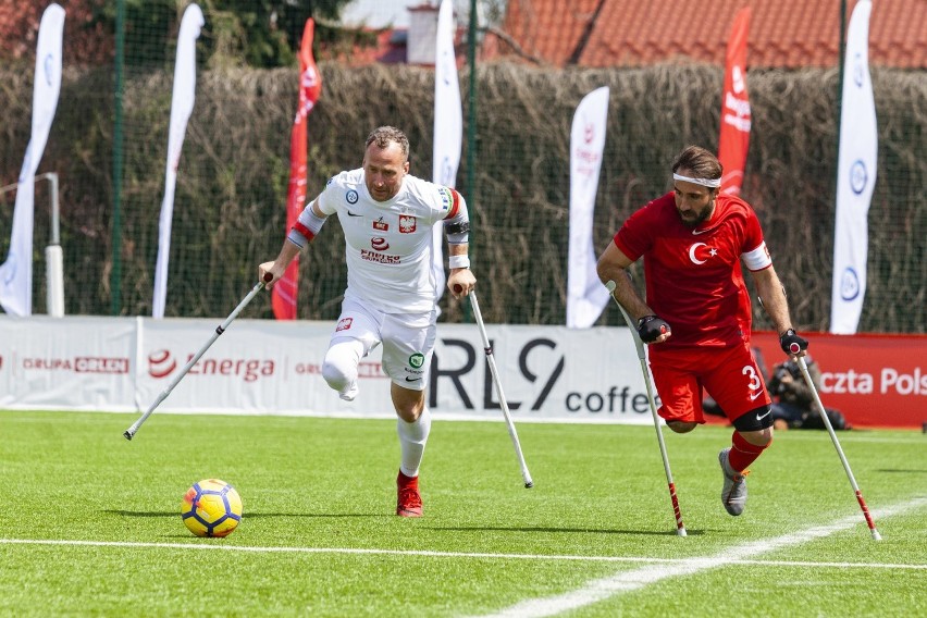 Mecz Polska - Turcja w amp futbolu na stadionie Prądniczanki...