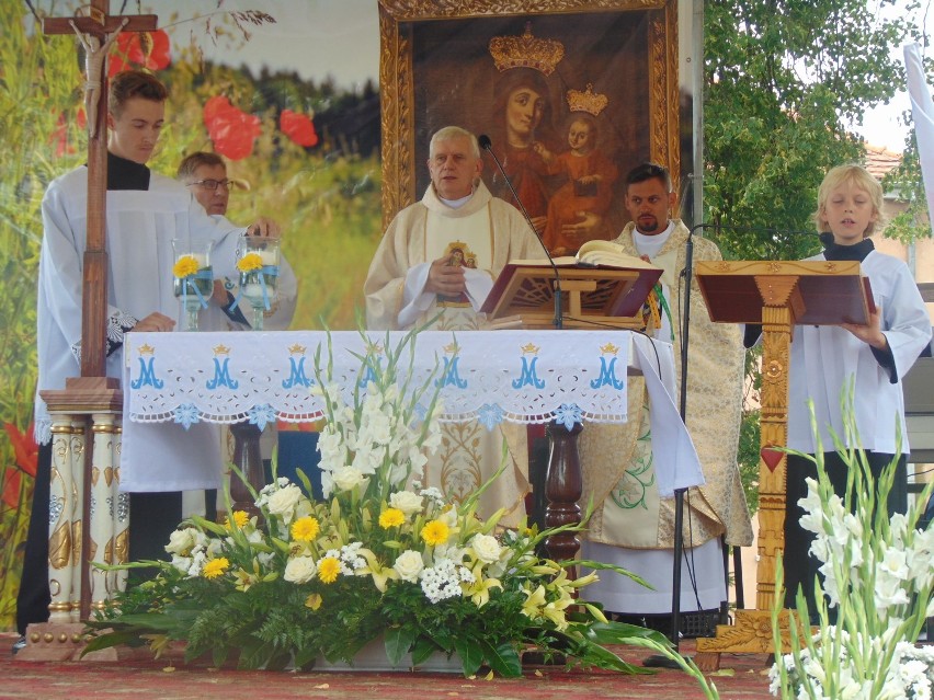 Odpust ku czci Matki Bożej Miłościwej w Lutyni