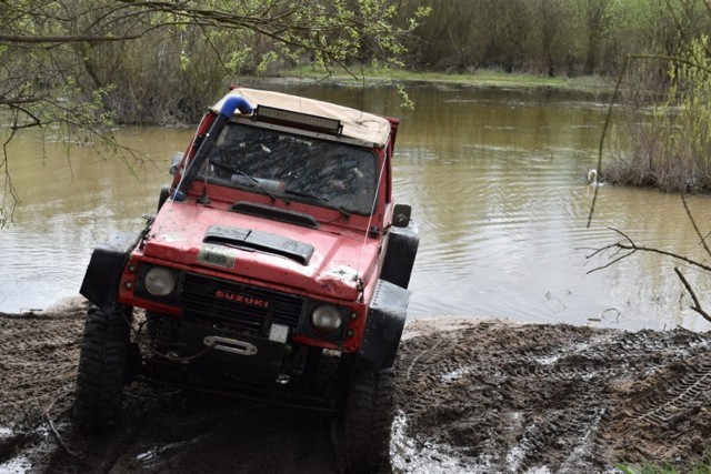 III zlot miłośników samochodów terenowych, czyli Raduszczanka 4x4, cieszy się coraz większą popularnością.