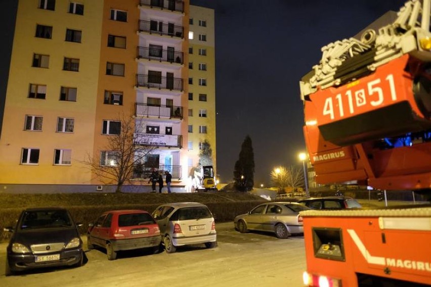 Wybuch gazu w bloku przy ul. Hlonda na Stroszku. Ewakuowano ponad sto osób. Wrócili już do domów