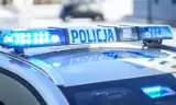 Policjant w czasie wolnym od służby został pobity w Poddębicach. Zatrzymano trzech podejrzanych