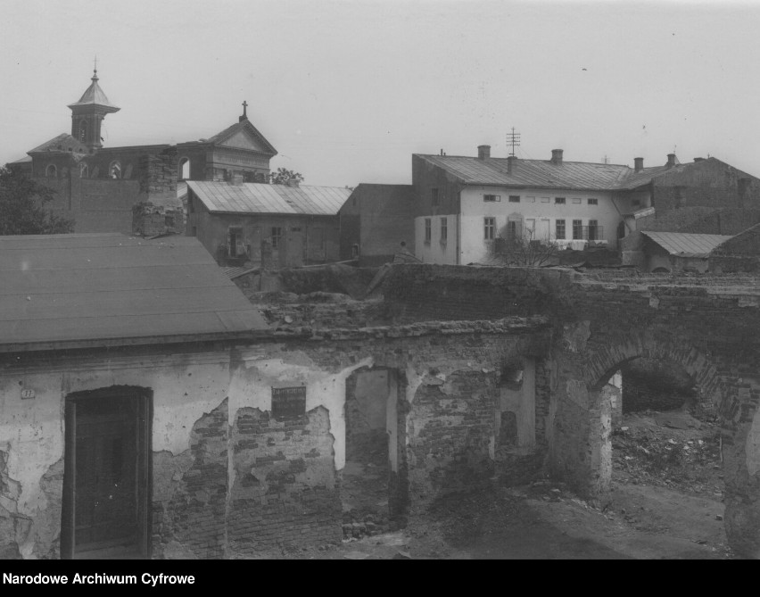 Gorlice. Fragment odbudowanego miasta. lata 1918-1932,...