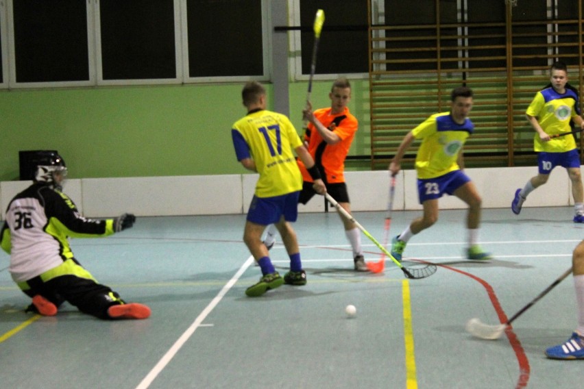 Junior Kębłowo wygrywa 2 turnieje eliminacyjne w unihokeja