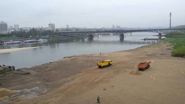 Plaża nad Wisłą wypięknieje. Trwają przygotowania do sezonu letniego