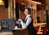 Kawiarnia Zielona Sofa w Wałbrzychu jest wśród najlepszych w Polsce! Co tutaj można zjeść dobrego? Jakie są kulinarne hity? ZDJĘCIA