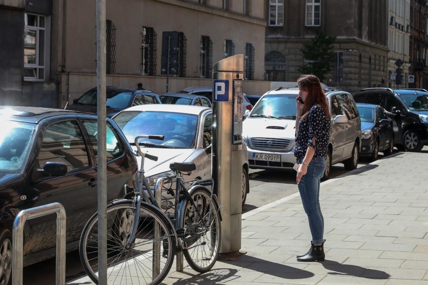 Parkowanie w Krakowie może wkrótce znacząco podrożeć