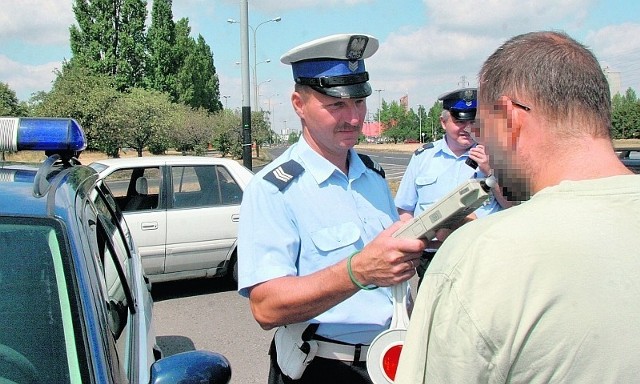 Kierowco! Koniec z bezkarnym wsiadaniem za kierownicę pod wpływem alkoholu.