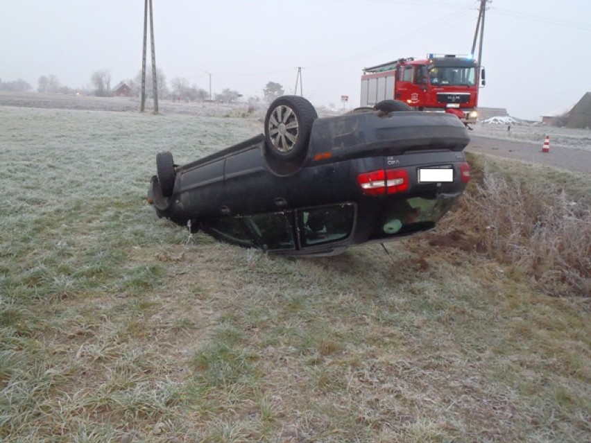 Pępocin: Straciła panowanie nad pojazdem, wypadła z drogi i...