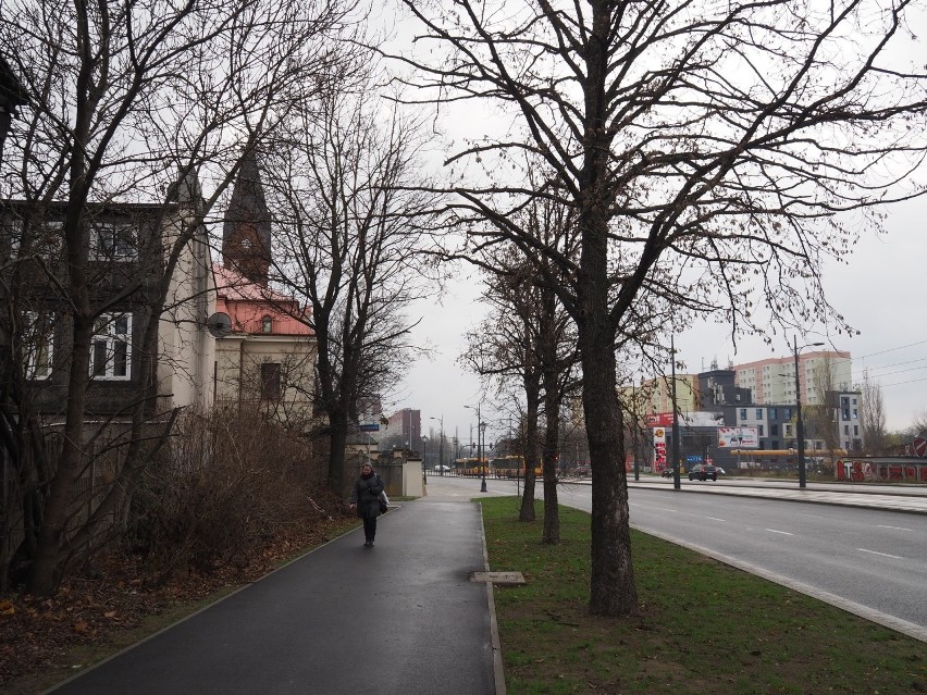 W ramach remontu al. Śmigłego - Rydza w Łodzi po wschodniej...