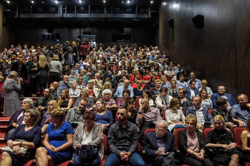 Krystyna Janda oczarowała widzów w tarnowskim teatrze [ZDJĘCIA]