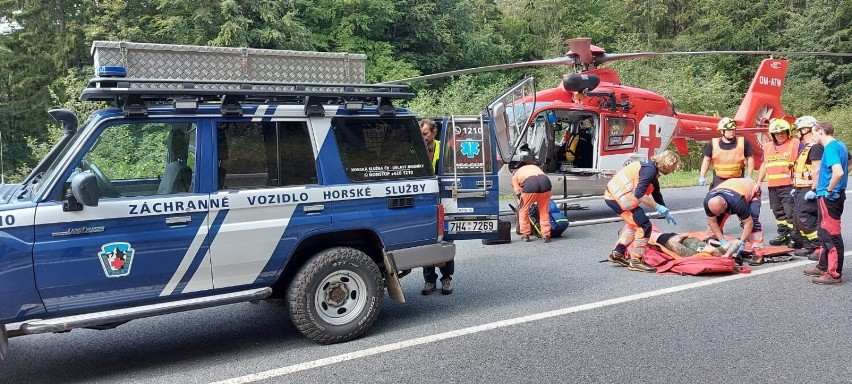 Wypadki polskiego motocyklisty i rowerzysty w Jesenikach. Ciężki weekend w czeskich górach