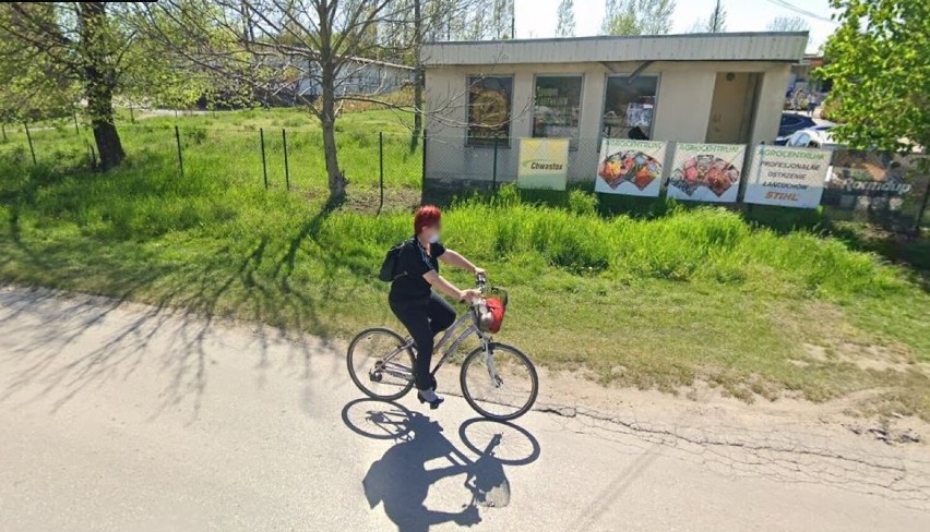 Mamy Cię! Upolowani przez pojazd z logo Google na ulicach Kazimierzy Wielkiej. Może to Ty jesteś na którymś zdjęciu? 
