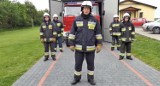 Kolejni strażacy z powiatu wągrowieckiego pompują w ramach akcji charytatywnej - #gaszynchallenge