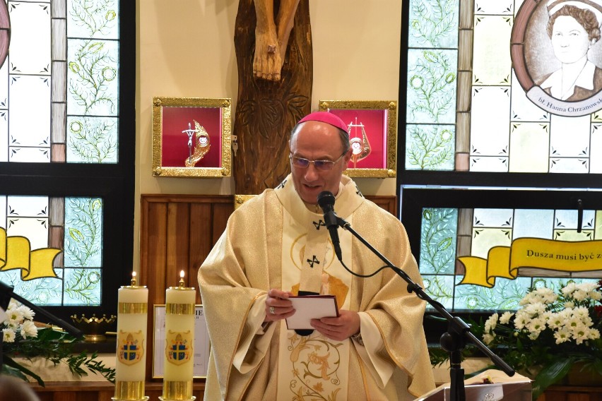 Uroczystość wniesienia relikwii św. Jana Pawła II odbyła się...