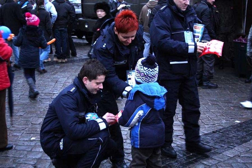 Bydgoszcz: Policja kolejny raz zagra z Wielką Orkiestrą Świątecznej Pomocy [ZDJĘCIA]