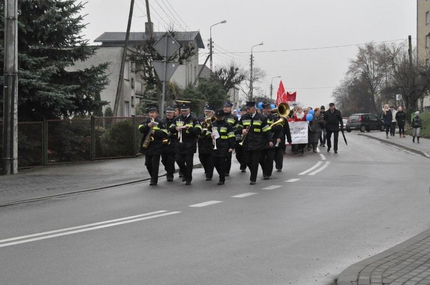 Marsz Szlachetnej Paczki 2015 w Kartuzach-wolontariusze zapraszali do udziału w akcji [FOTO,WIDEO]