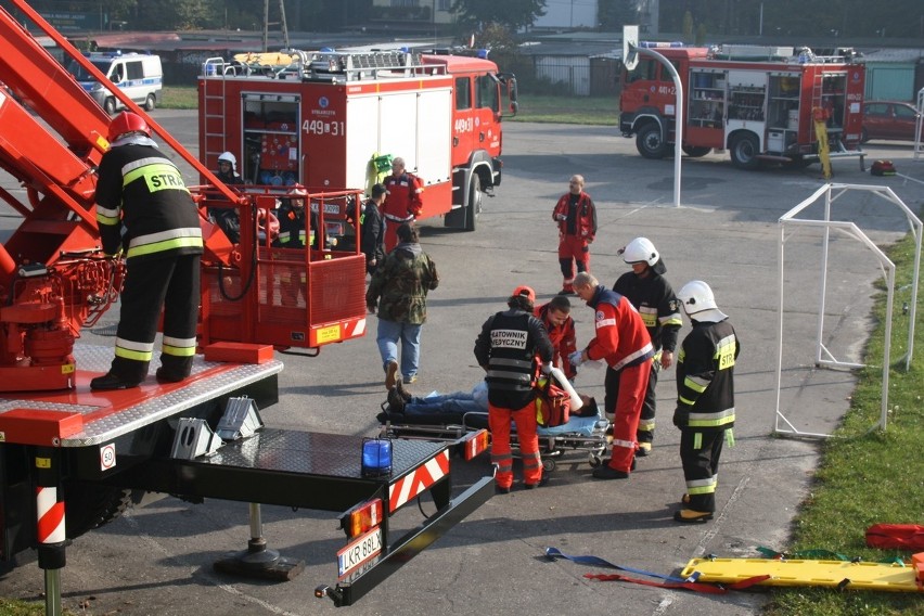 Ćwiczenia służb ratowniczych w Kraśniku zorganizowano na...