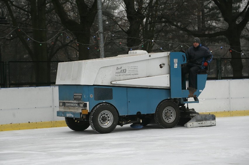 Otwarcie lodowiska w Piotrkowie 2015