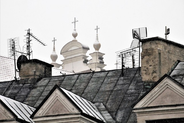 Dachy zamojskiego Starego Miasta