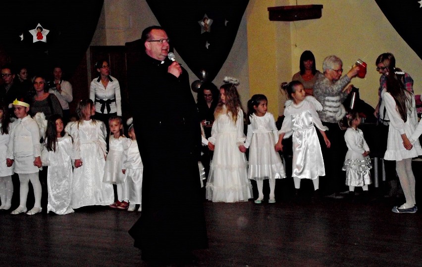 "Bal Wszystkich Świętych"  w zbąszyńskim domu katolickim