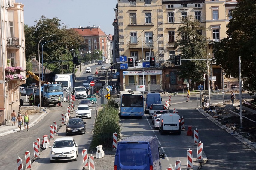 Remont ulicy Pocztowej w Legnicy, będzie zmiana organizacji ruchu, zdjęcia