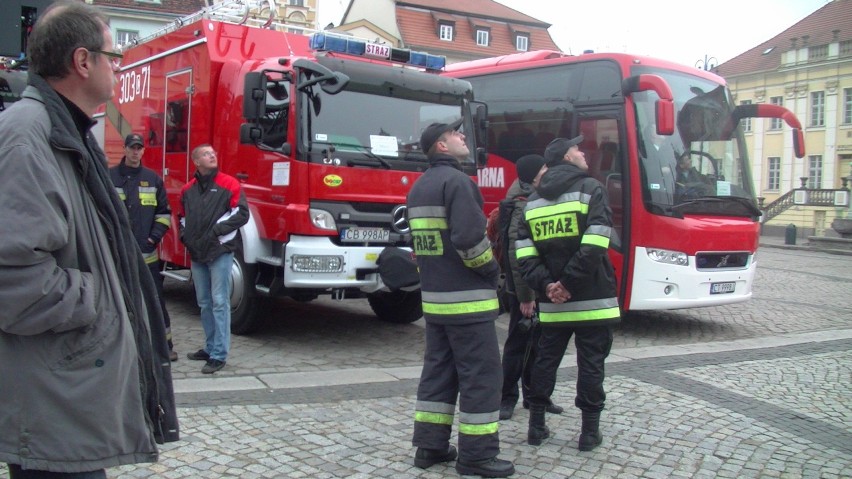 Uroczyste przekazanie nowych wozów