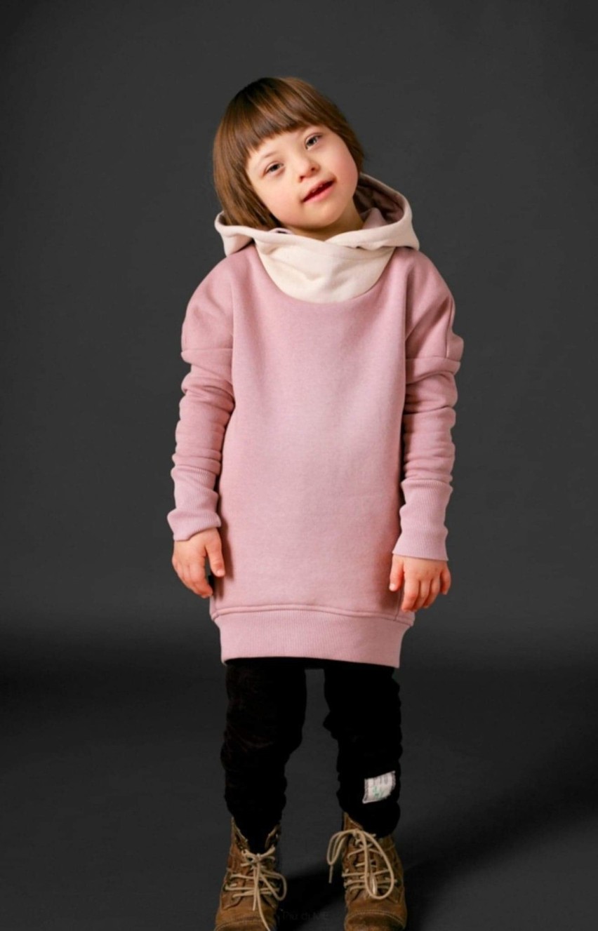 Mała kaliszanka promuje kolekcję ubrań polskiej marki. ZDJĘCIA