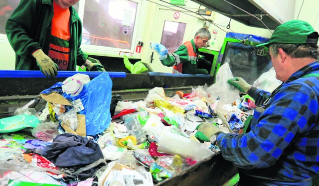 Śmieci w Chodzieży: Poza systemem deklaracji śmieciowych są 3 tysiące osób!