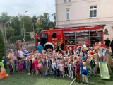 Strażacy z PSP w Aleksandrowie Kujawskim w odwiedzinach u przedszkolaków [zdjęcia]