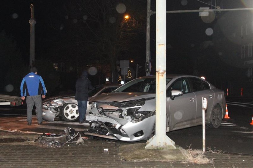 Poważny wypadek w Wolsztynie na skrzyżowaniu Wschowskiej, Lipowej i Roberta Kocha