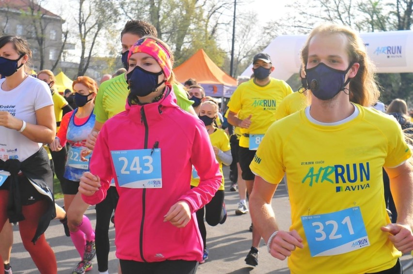 Bieg AirRun w maskach antysmogowych w Krakowie w 2018 roku