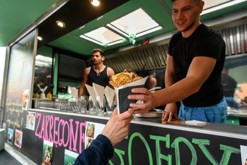 Złotów. Festiwal Smaków Food Trucków już 25 i 26 lipca na Półwyspie Rybackim