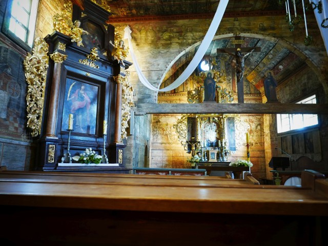 Wnętrze kościoła w Tarnowie Pałuckim.