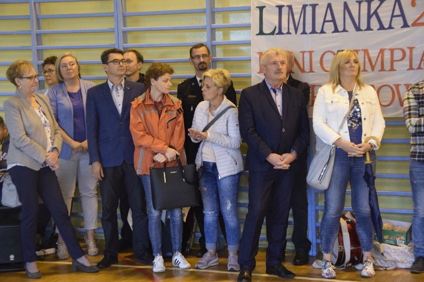 W 2019 roku "Limianka" odbyła się na sali gimnastycznej...