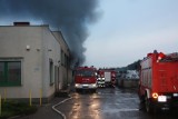 Wybuchł pożar w sortowni odpadów BM EKO (FOTY)