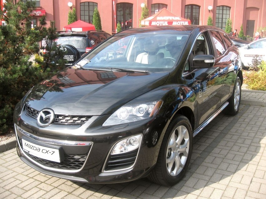 Propozycja ze stajni Mazda - Mazda CX7. Fot.: Adam...