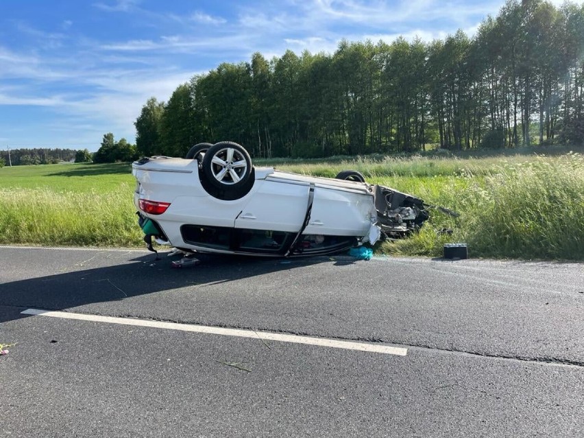 Najbardziej ucierpiał kierowca audi, 52-letni mieszkaniec...