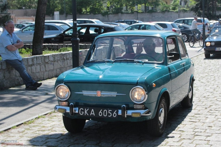 Właściciele starych aut pojechali na turniej miast Włocławek...