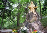 Pierwszy pomnik św. Jana Pawła II stanął w Szczyrku