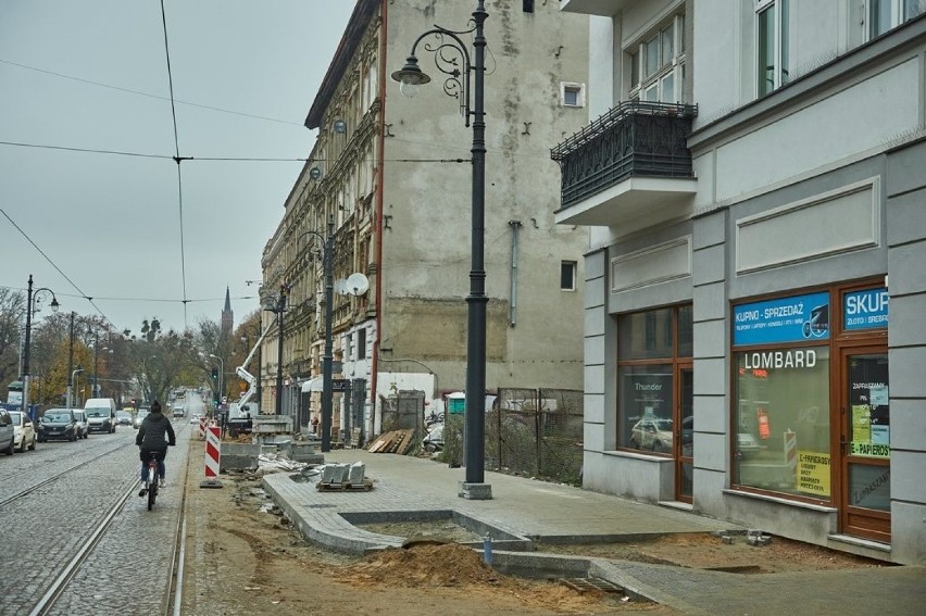 Rewitalizacja w centrum Łodzi. Jak zmieniła się ulica Nowomiejska? ZDJĘCIA