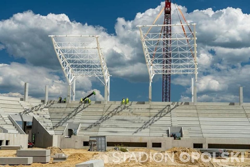 Tak wygląda postęp prac na budowie nowego stadionu w Opolu.