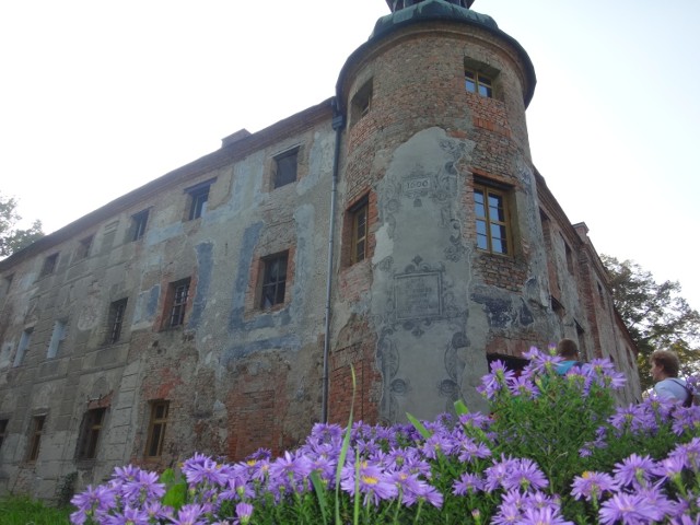 Zamek z XII w.