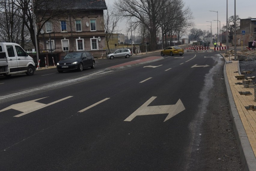 Trasa Aglomeracyjna w Zielonej Górze: kiedy przy ul. Dąbrowskiego wreszcie będzie przejście dla pieszych? [WIDEO, ZDJĘCIA]