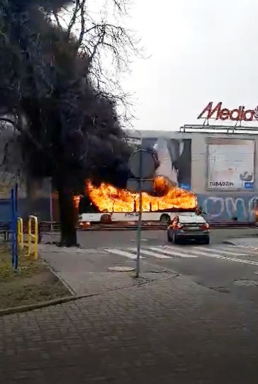 W Bydgoszczy doszło do pożaru autobusu PKS