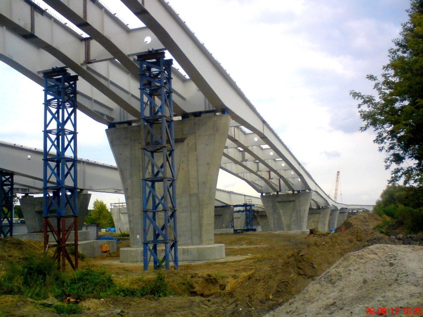 Budowa mostu w Toruniu