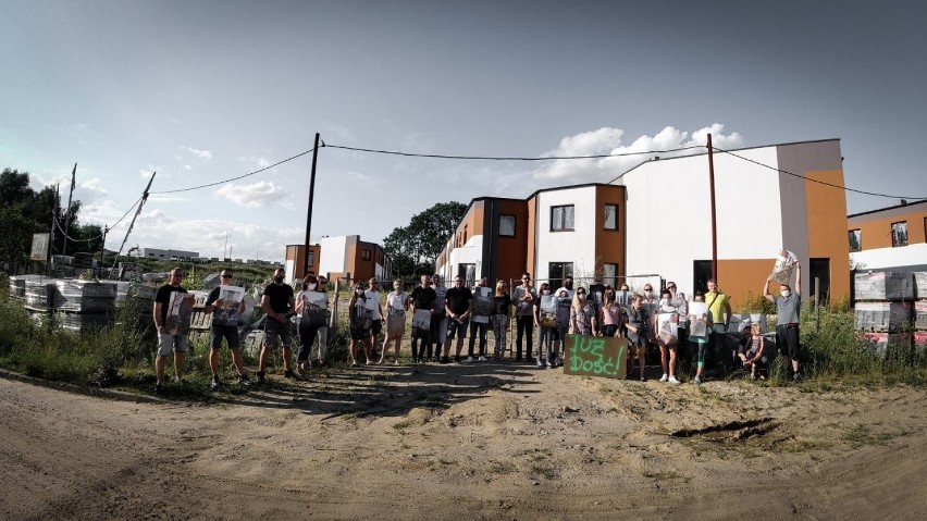 Osiedle Dębowe w Kaliszu. Miasto pomoże oszukanym przez...